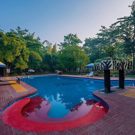 Jungle King Resort Kānha Extérieur photo